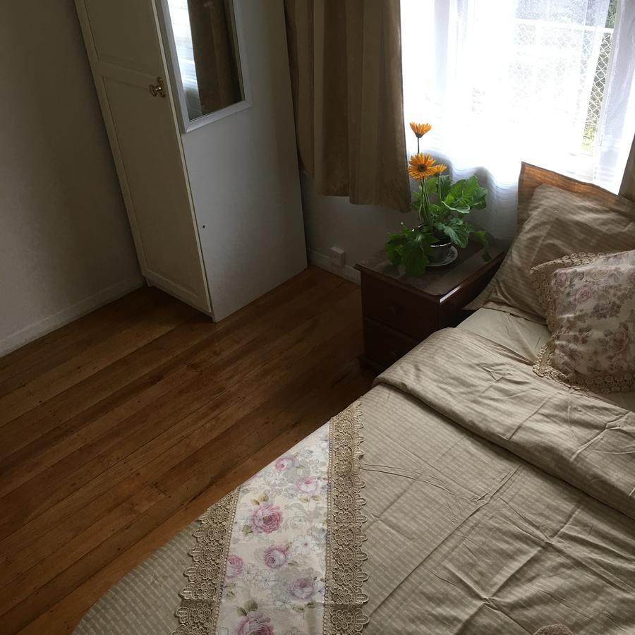 At Homestay Auckland Zewnętrze zdjęcie