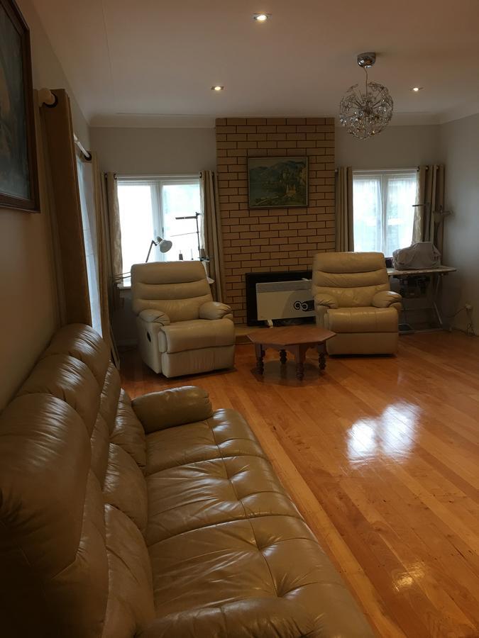 At Homestay Auckland Zewnętrze zdjęcie