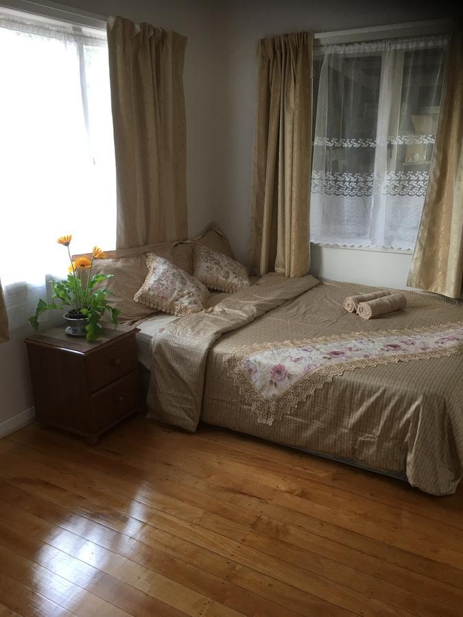 At Homestay Auckland Zewnętrze zdjęcie