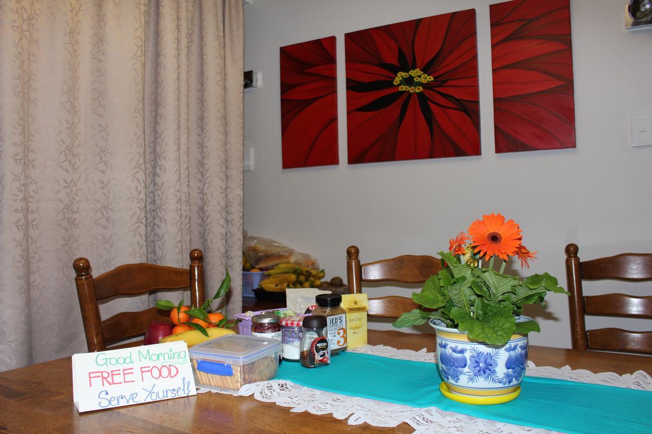 At Homestay Auckland Zewnętrze zdjęcie