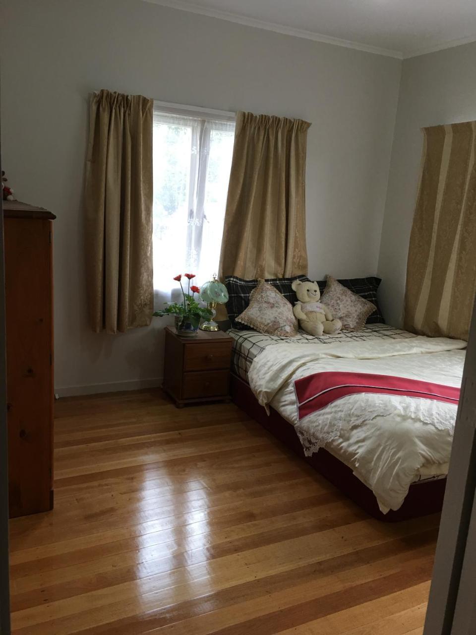 At Homestay Auckland Zewnętrze zdjęcie